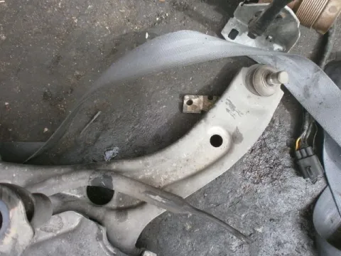 Ψαλίδι Εμπρός Αριστερό για SUZUKI SWIFT (2006 - 2008) (RS) 1600 ((M16A)) Petrol 125 RS416 (ZA31) Sport , (2008 - 2011) (RS) Ψαλίδι Εμπρός Αριστερό για SUZUKI SWIFT (2006 - 2008) (RS) 1600 ((M16A)) Petrol 125 RS416 (ZA31) Sport , (2008 - 2011) (RS)
