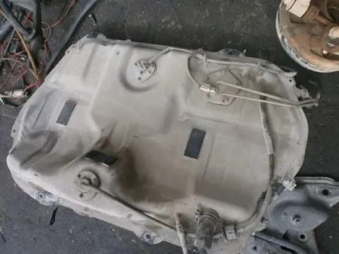 Δεξαμενή Καυσίμου ( Ρεζερβουάρ ) για MITSUBISHI, LANCER, ( 1997 - 2004 )  ( CK ) *Δ* 3486 Δεξαμενή Καυσίμου ( Ρεζερβουάρ ) για MITSUBISHI, LANCER, ( 1997 - 2004 )  ( CK ) *Δ* 3486