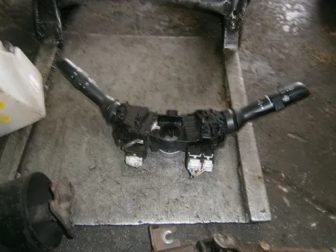Διακόπτες, Φώτων-Φλάς για TOYOTA, IQ, ( 2009 -           )  ( AJ1 ) Διακόπτες, Φώτων-Φλάς για TOYOTA, IQ, ( 2009 -           )  ( AJ1 )