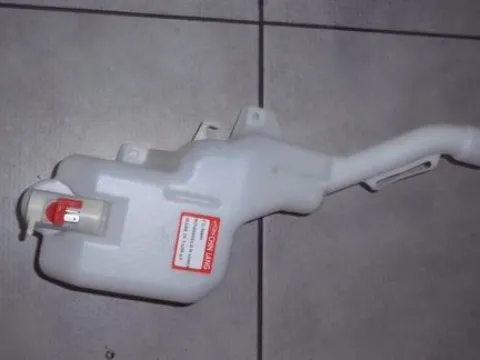 Δοχείο Υαλοκαθαριστήρων Με Μοτέρ για HONDA, CIVIC, ( 2006 - 2009 )  ( FD - K - N ), Sedan Ημιτασιόν Δοχείο Υαλοκαθαριστήρων Με Μοτέρ για HONDA, CIVIC, ( 2006 - 2009 )  ( FD - K - N ), Sedan Ημιτασιόν