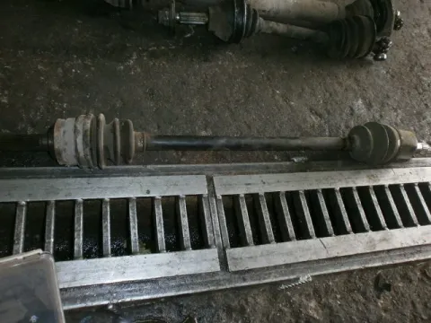 Ημιαξόνια, Εμπρός Δεξί για SUZUKI, SWIFT, ( 1992 - 1996 )  ( SF ), 1300 ( G13BA ) Petrol 68hp  SF413 ( AK35 ), 1300  G13Α  petrol  71 Ημιαξόνια, Εμπρός Δεξί για SUZUKI, SWIFT, ( 1992 - 1996 )  ( SF ), 1300 ( G13BA ) Petrol 68hp  SF413 ( AK35 ), 1300  G13Α  petrol  71