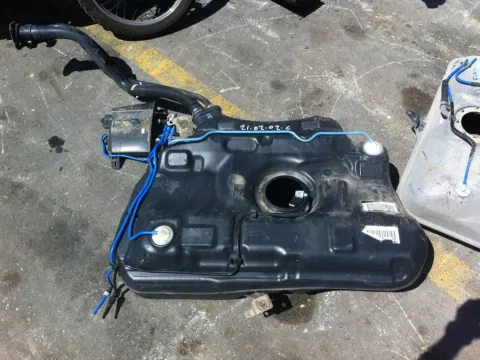 Δεξαμενή Καυσίμου ( Ρεζερβουάρ ) για FIAT, STILO, ( 2001 - 2006 )  ( 192 ) *Δ* 2766 Δεξαμενή Καυσίμου ( Ρεζερβουάρ ) για FIAT, STILO, ( 2001 - 2006 )  ( 192 ) *Δ* 2766