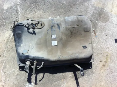 Δεξαμενή Καυσίμου ( Ρεζερβουάρ ) για TOYOTA, CARINA, ( 1992 - 1995 ) E ( T190 ), ( 1996 - 1997 ) E ( T190 ) ΒΕΝΖΙΝΗ *Δ* 1672 Δεξαμενή Καυσίμου ( Ρεζερβουάρ ) για TOYOTA, CARINA, ( 1992 - 1995 ) E ( T190 ), ( 1996 - 1997 ) E ( T190 ) ΒΕΝΖΙΝΗ *Δ* 1672