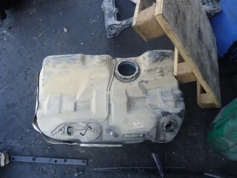 Δεξαμενή Καυσίμου ( Ρεζερβουάρ ) για FORD, MONDEO, ( 2003 - 2007 ) Mk3b ΒΕΝΖΙΝΗ *Δ* 3408 Δεξαμενή Καυσίμου ( Ρεζερβουάρ ) για FORD, MONDEO, ( 2003 - 2007 ) Mk3b ΒΕΝΖΙΝΗ *Δ* 3408