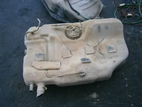 Δεξαμενή Καυσίμου ( Ρεζερβουάρ ) για HYUNDAI, LANTRA, ( 1995 - 1998 )  ( J2 ), ( 1998 - 1999 )  ( J2 ) *Δ* 3411 Δεξαμενή Καυσίμου ( Ρεζερβουάρ ) για HYUNDAI, LANTRA, ( 1995 - 1998 )  ( J2 ), ( 1998 - 1999 )  ( J2 ) *Δ* 3411