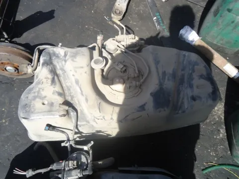 Δεξαμενή Καυσίμου ( Ρεζερβουάρ ) για JEEP, CHEROKEE, ( 2002 -2005 )  ( KJ ) 31401 *Δ* Δεξαμενή Καυσίμου ( Ρεζερβουάρ ) για JEEP, CHEROKEE, ( 2002 -2005 )  ( KJ ) 31401 *Δ*