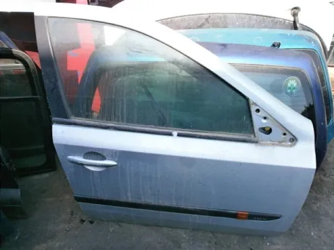 Πόρτα Εμπρός Δεξιά για RENAULT LAGUNA ( 2000 - 2005 )  ( BG )  ( KG ), ( 2005 - 2007 )*Γ* Πόρτα Εμπρός Δεξιά για RENAULT LAGUNA ( 2000 - 2005 )  ( BG )  ( KG ), ( 2005 - 2007 )*Γ*