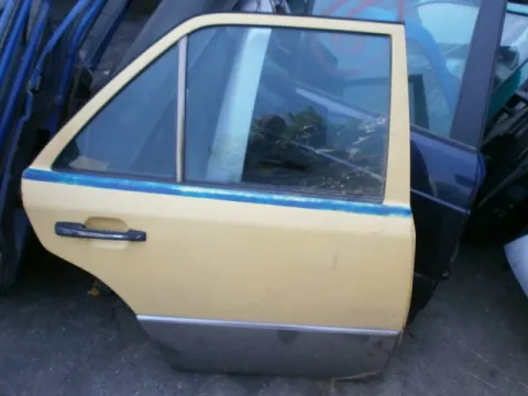 Πόρτα Πίσω Δεξιά για MERCEDES E - CLASS ( 1985 - 1993 )  ( W124 ) Sedan - 4dr ( 1993 - 1995 )  ( W124 ) *Α* Πόρτα Πίσω Δεξιά για MERCEDES E - CLASS ( 1985 - 1993 )  ( W124 ) Sedan - 4dr ( 1993 - 1995 )  ( W124 ) *Α*