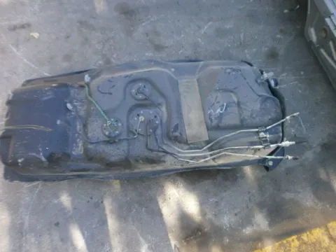 Δεξαμενή Καυσίμου ( Ρεζερβουάρ ) για TOYOTA, HI-LUX, ( 1998 - 2001 ) ( N140-170 ) DIESEL Δεξαμενή Καυσίμου ( Ρεζερβουάρ ) για TOYOTA, HI-LUX, ( 1998 - 2001 ) ( N140-170 ) DIESEL