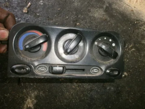 Χειριστήρια Καλοριφέρ για CHEVROLET - DAEWOO, MATIZ, ( 1998 - 2001 )  ( M100 ), ( 2001 - 2005 )  ( M150 )