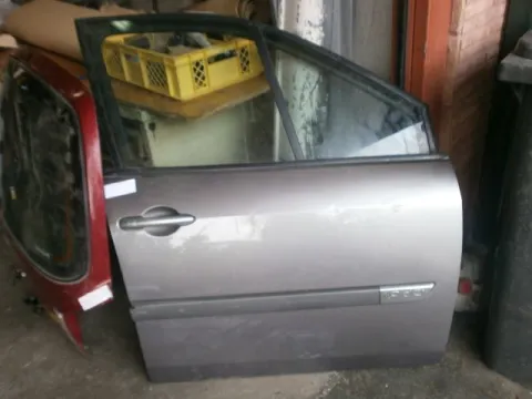 Πόρτα Εμπρός Δεξιά για RENAULT SCENIC ( 2003 - 2008 )  ( JM ) *Γ* Πόρτα Εμπρός Δεξιά για RENAULT SCENIC ( 2003 - 2008 )  ( JM ) *Γ*