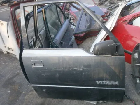 Πόρτα Δεξιά Δίπορτη για SUZUKI VITARA ( 1989 - 1996 ) SUV- ΕΚΤΟΣ ΔΡΟΜΟΥ- 3dr ( 1995 - 2001)  *Α* Πόρτα Δεξιά Δίπορτη για SUZUKI VITARA ( 1989 - 1996 ) SUV- ΕΚΤΟΣ ΔΡΟΜΟΥ- 3dr ( 1995 - 2001)  *Α*