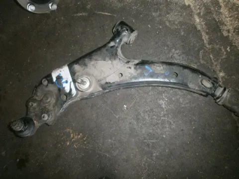 Ψαλίδια, Εμπρός Αριστερό για TOYOTA STARLET ( 1990 - 1995 )  ( EP80-2 ) Παλέτα 1 *223304* Ψαλίδια, Εμπρός Αριστερό για TOYOTA STARLET ( 1990 - 1995 )  ( EP80-2 ) Παλέτα 1 *223304*