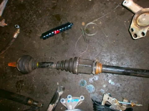 Ημιαξόνια, Εμπρός Δεξί για CADILLAC, BLS, ( 2006-        ) Ημιαξόνια, Εμπρός Δεξί για CADILLAC, BLS, ( 2006-        )