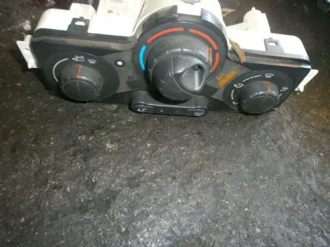 Χειριστήρια Καλοριφέρ για RENAULT, MEGANE, ( 2002 - 2005 )  ( LM )  ( KM )  ( EM )  ( CM ) Χειριστήρια Καλοριφέρ για RENAULT, MEGANE, ( 2002 - 2005 )  ( LM )  ( KM )  ( EM )  ( CM )