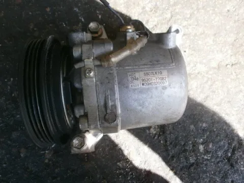 Συμπιεστής A-C ( Κομπρέσορας ) 95201-77GB2 για SUZUKI, JIMNY, ( 2005 - 2013 )  ( SN ) Συμπιεστής A-C ( Κομπρέσορας ) 95201-77GB2 για SUZUKI, JIMNY, ( 2005 - 2013 )  ( SN )