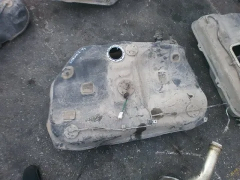 Δεξαμενή Καυσίμου ( Ρεζερβουάρ ) για TOYOTA, CARINA, ( 1987 - 1992 ) II ( T170 ) Δεξαμενή Καυσίμου ( Ρεζερβουάρ ) για TOYOTA, CARINA, ( 1987 - 1992 ) II ( T170 )