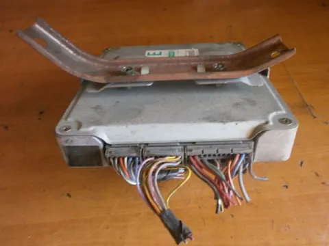 Εγκέφαλος Κινητήρα (33920-60GB0) για SUZUKI, BALENO, ( 1994 - 1998 )  ( SY ), 1600  G16B  petrol  98 ΤΕΛΑΡΟ 1*245497 -  Εγκέφαλος Κινητήρα (33920-60GB0) για SUZUKI, BALENO, ( 1994 - 1998 )  ( SY ), 1600  G16B  petrol  98 ΤΕΛΑΡΟ 1*245497 -
