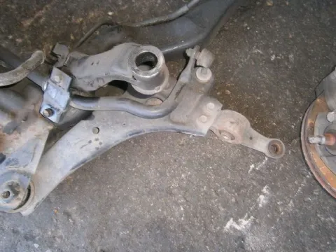 Ψαλίδι, Εμπρός Δεξί για HYUNDAI, SONATA, ( 2001 - 2004 )  ( EU4 ) Ψαλίδι, Εμπρός Δεξί για HYUNDAI, SONATA, ( 2001 - 2004 )  ( EU4 )