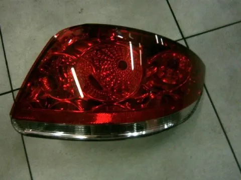 Φανάρι Πίσω Δεξί για FIAT LINEA (2007 - 2012) , (2012 - ) ( ) Φανάρι Πίσω Δεξί για FIAT LINEA (2007 - 2012) , (2012 - ) ( )