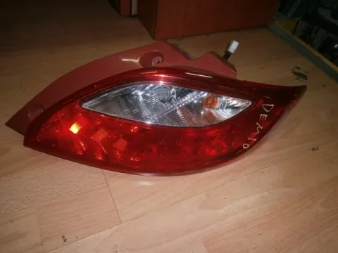 Φανάρι, Πίσω Δεξί για MAZDA, 2, ( 2008 - 2011 )  ( DE ) Φανάρι, Πίσω Δεξί για MAZDA, 2, ( 2008 - 2011 )  ( DE )