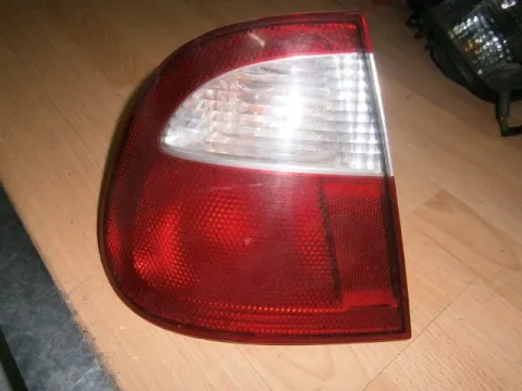 Φανάρι, Πίσω Αριστερό για SEAT, CORDOBA, ( 1999 - 2002 )  ( 6K ), Sedan - 4dr Φανάρι, Πίσω Αριστερό για SEAT, CORDOBA, ( 1999 - 2002 )  ( 6K ), Sedan - 4dr