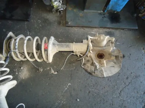 Άκρο Πλήρες, Εμπρός Αριστερό Με ABS για HYUNDAI, LANTRA, ( 1995 - 1998 )  ( J2 ) Άκρο Πλήρες, Εμπρός Αριστερό Με ABS για HYUNDAI, LANTRA, ( 1995 - 1998 )  ( J2 )