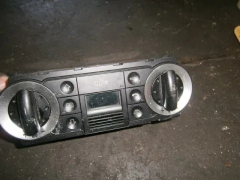 Χειριστήρια Καλοριφέρ για AUDI, TT, ( 1998 - 2006 )  ( 8Ν ) Χειριστήρια Καλοριφέρ για AUDI, TT, ( 1998 - 2006 )  ( 8Ν )