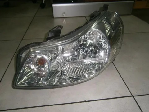 Φανάρι Εμπρός Αριστερό για SUZUKI SX4 (2007 - 2009) (RW) , (2010 - 2013) (RW) , FIAT SEDICI (2007 - 2010) , (2011 - ) Φανάρι Εμπρός Αριστερό για SUZUKI SX4 (2007 - 2009) (RW) , (2010 - 2013) (RW) , FIAT SEDICI (2007 - 2010) , (2011 - )