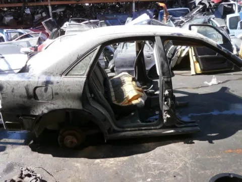 Τροπέτο, Πίσω, Με Άξονα για AUDI, A4, ( 1999 - 2001 )  ( 8D ), Sedan - 4dr *Δ* -  Τροπέτο, Πίσω, Με Άξονα για AUDI, A4, ( 1999 - 2001 )  ( 8D ), Sedan - 4dr *Δ* -