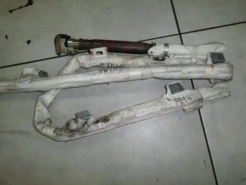 Αερόσακος Οροφής ( Κουρτίνα ), Δεξής για TOYOTA, COROLLA, ( 2002 - 2004 )  ( E120 ), Ηatchback - 5dr (KM22), ( 2004 - 2007 )  ( E120 ) Αερόσακος Οροφής ( Κουρτίνα ), Δεξής για TOYOTA, COROLLA, ( 2002 - 2004 )  ( E120 ), Ηatchback - 5dr (KM22), ( 2004 - 2007 )  ( E120 )