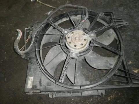 Βεντιλατέρ Ψυγείου Κινητήρα για RENAULT, CLIO, ( 1998 - 2001 )  ( BB_ )  ( CB_ ) Βεντιλατέρ Ψυγείου Κινητήρα για RENAULT, CLIO, ( 1998 - 2001 )  ( BB_ )  ( CB_ )