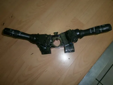 Διακόπτες, Φώτων-Φλάς για TOYOTA, AURIS, ( 2009 - 2013 ) Διακόπτες, Φώτων-Φλάς για TOYOTA, AURIS, ( 2009 - 2013 )