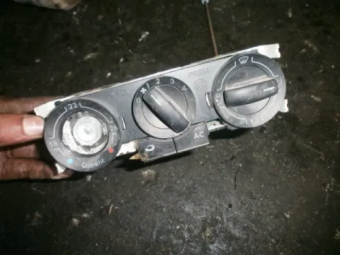 Χειριστήρια Καλοριφέρ για VW, POLO, ( 2005 - 2009 ) ( 9N3  ) Χειριστήρια Καλοριφέρ για VW, POLO, ( 2005 - 2009 ) ( 9N3  )