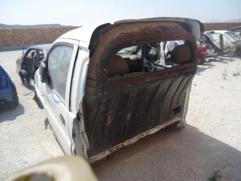Μούρη ( με καπό και φτερά ) Με Καμπίνα για HYUNDAI, H-1  STAREX, ( 1998 - 2001 ) -  Μούρη ( με καπό και φτερά ) Με Καμπίνα για HYUNDAI, H-1  STAREX, ( 1998 - 2001 ) -