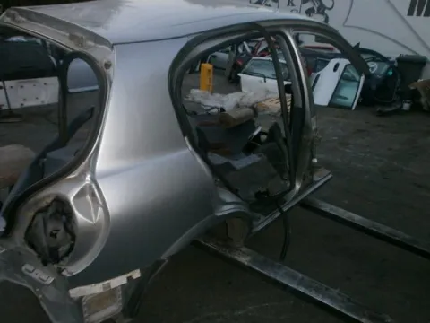 Τροπέτο, Πίσω, Χωρίς Άξονα Λείπει Αριστερό Φτερό για NISSAN, ALMERA, ( 2000 - 2002 )  ( N16 ), Hatchback - 5dr, ( 2002 - 2006 )  ( N16 ) *Δ* - 