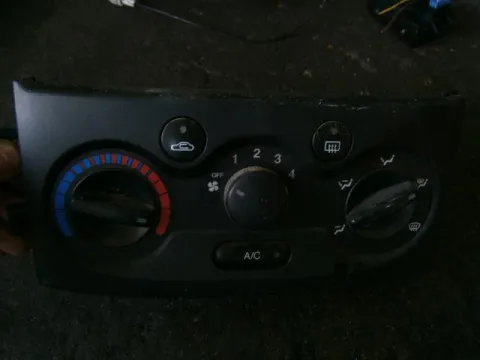 Χειριστήρια Καλοριφέρ για CHEVROLET - DAEWOO, KALOS, ( 2003 - 2004 )  ( T200 ) Χειριστήρια Καλοριφέρ για CHEVROLET - DAEWOO, KALOS, ( 2003 - 2004 )  ( T200 )
