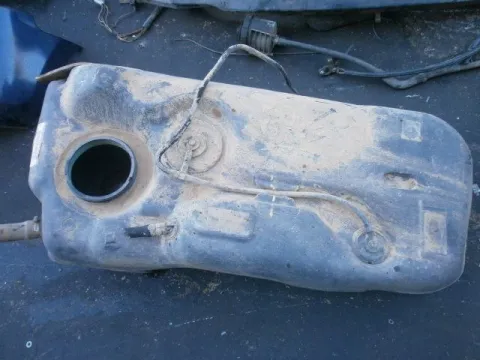 Δεξαμενή Καυσίμου ( Ρεζερβουάρ ) για FORD, MAVERICK, ( 2001 - 2005 )*Δ* 9547 Δεξαμενή Καυσίμου ( Ρεζερβουάρ ) για FORD, MAVERICK, ( 2001 - 2005 )*Δ* 9547