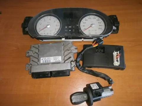 Εγκέφαλος Κινητήρα Σετ (8200661124) για DACIA, LOGAN, ( 2008 - ) MCV, 1600 ( K7M 710 ) Petrol 87, SANDERO, ( 2008 -         ) Εγκέφαλος Κινητήρα Σετ (8200661124) για DACIA, LOGAN, ( 2008 - ) MCV, 1600 ( K7M 710 ) Petrol 87, SANDERO, ( 2008 -         )