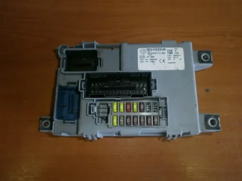 Ασφαλειοθήκη (519333540) για FIAT, PANDA, ( 2012 -          ) (    ) Ασφαλειοθήκη (519333540) για FIAT, PANDA, ( 2012 -          ) (    )