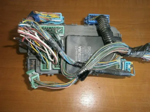 Ασφαλειοθήκη (38600-S04-G1) για HONDA, CRV, ( 1996 - 1998 )  ( RD ) -  Ασφαλειοθήκη (38600-S04-G1) για HONDA, CRV, ( 1996 - 1998 )  ( RD ) -
