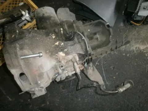 Κιβώτιο  Ταχυτήτων  ( Σασμάν ), Χειροκίνητο για VW, PASSAT, ( 1997 - 2000 )  ( 3B2 ), 1600 (AHL) Petrol 101, 1600  (ADP)(AHL)(ANA)(ARM)  Petrol  101 Κιβώτιο  Ταχυτήτων  ( Σασμάν ), Χειροκίνητο για VW, PASSAT, ( 1997 - 2000 )  ( 3B2 ), 1600 (AHL) Petrol 101, 1600  (ADP)(AHL)(ANA)(ARM)  Petrol  101