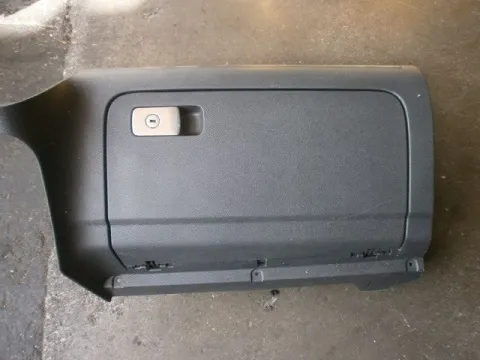Ντουλαπάκι για VW, GOLF, ( 2004 - 2008 ) Mk5 ( 1K1 ) Ντουλαπάκι για VW, GOLF, ( 2004 - 2008 ) Mk5 ( 1K1 )