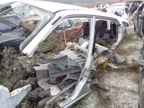 Τροπέτο Πίσω Με Άξονα για SUZUKI GRAND VITARA ( 2001 - 2003 )  ( JA ) XL-7*Δ* -  Τροπέτο Πίσω Με Άξονα για SUZUKI GRAND VITARA ( 2001 - 2003 )  ( JA ) XL-7*Δ* -