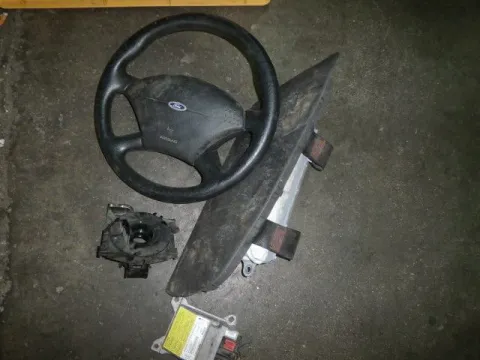 Σετ Αερόσακων Εμπρός ( χ.Ταμπλό ) για FORD, FOCUS, ( 1998 - 2001 ) Mk1a Μονόφυσσο *Γ* Σετ Αερόσακων Εμπρός ( χ.Ταμπλό ) για FORD, FOCUS, ( 1998 - 2001 ) Mk1a Μονόφυσσο *Γ*