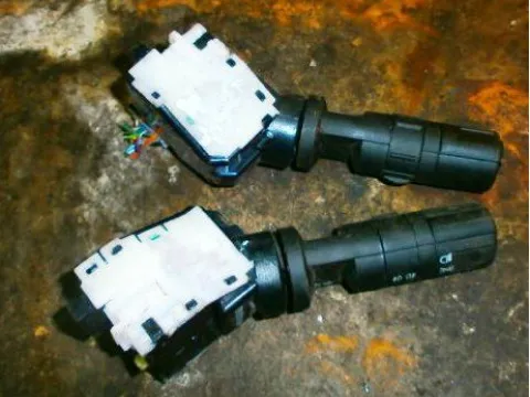 Διακόπτες, Φώτων-Φλάς για NISSAN, QASHQAI, ( 2007 - 2012 )  ( J10 ) ( JJ10 ) Διακόπτες, Φώτων-Φλάς για NISSAN, QASHQAI, ( 2007 - 2012 )  ( J10 ) ( JJ10 )