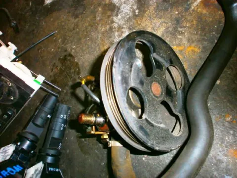 Αντλία Υδραυλικού Τιμονιού για MITSUBISHI, CARISMA, ( 1996 - 1999 )  ( DA ) Αντλία Υδραυλικού Τιμονιού για MITSUBISHI, CARISMA, ( 1996 - 1999 )  ( DA )