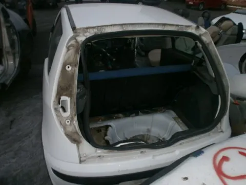 Τροπέτο Αμάξι Κουφάρι ΜΕ ΡΕΖΕΡΒΟΥΑΡ για FIAT PUNTO (2003 - 2008) (188) Hatchback - 3dr *Δ* -  Τροπέτο Αμάξι Κουφάρι ΜΕ ΡΕΖΕΡΒΟΥΑΡ για FIAT PUNTO (2003 - 2008) (188) Hatchback - 3dr *Δ* -
