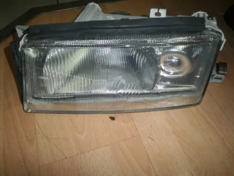 Φανάρι Εμπρός, Αριστερό για SKODA, OCTAVIA, ( 1997 - 2000 )  4  ( 1U2-5 ) Ημιτασιόν Φανάρι Εμπρός, Αριστερό για SKODA, OCTAVIA, ( 1997 - 2000 )  4  ( 1U2-5 ) Ημιτασιόν