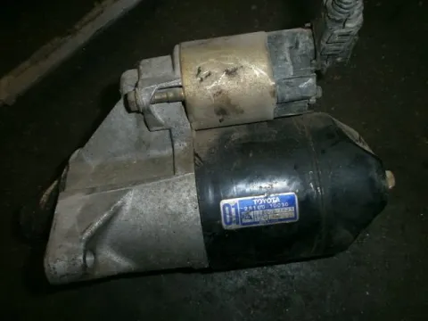 Μίζα 28100-10030 για TOYOTA, STARLET, ( 1978 - 1984 )  ( EP60 ), 1000 (2K) petrol 45 ( KP60 ) 8V, 1200 (3K-H) petrol 53 ( KP62 ) S 8V, 1300 (4K) petrol 65 ( KP61 ) S 8V